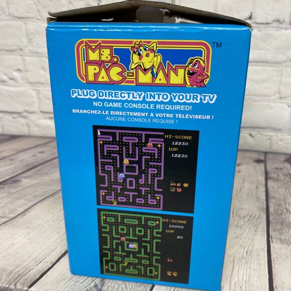 Vintage 1993 Miss Pac-Man Video Game Plug Directly Into Your TV Mini Console - Picture 7 of 13